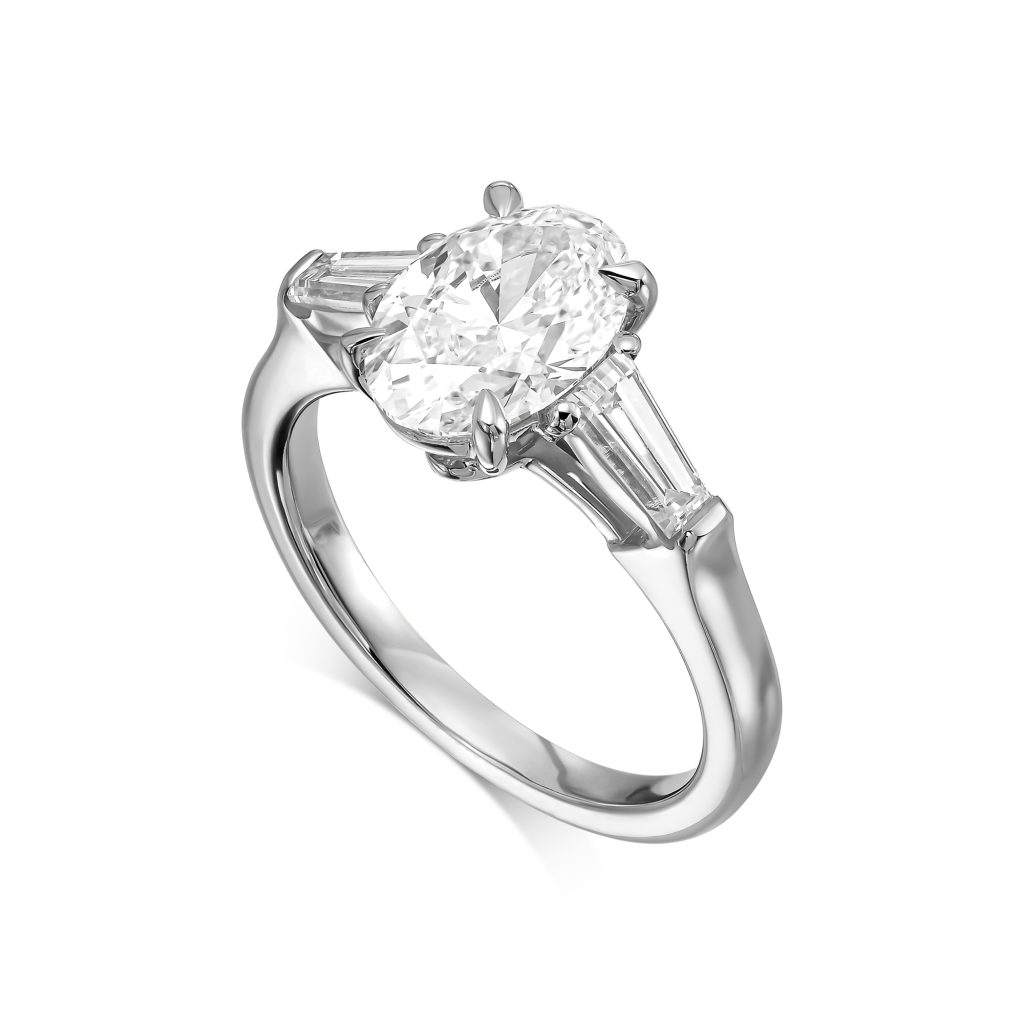 איך לבחור טבעת אירוסין אובלית?