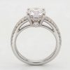 טבעת אירוסין עגולה דאבל מסגרת זהב לבן | BEN & GUY